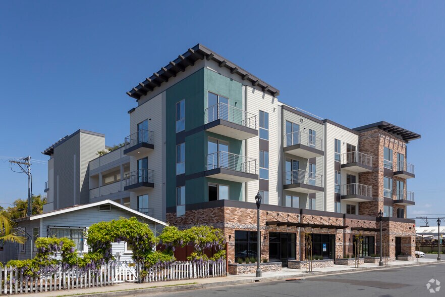 More Photos Of 542 Oak Ave, Carlsbad Apartments For Lease