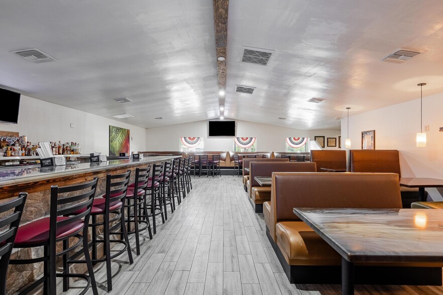 More Photos Of 93 S Hall St, LaBelle Restaurant For Sale