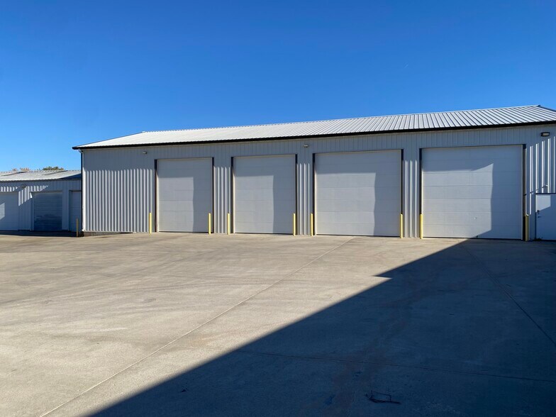 More Photos Of 2020 SE 44th Ct, Grimes Warehouse For Sale