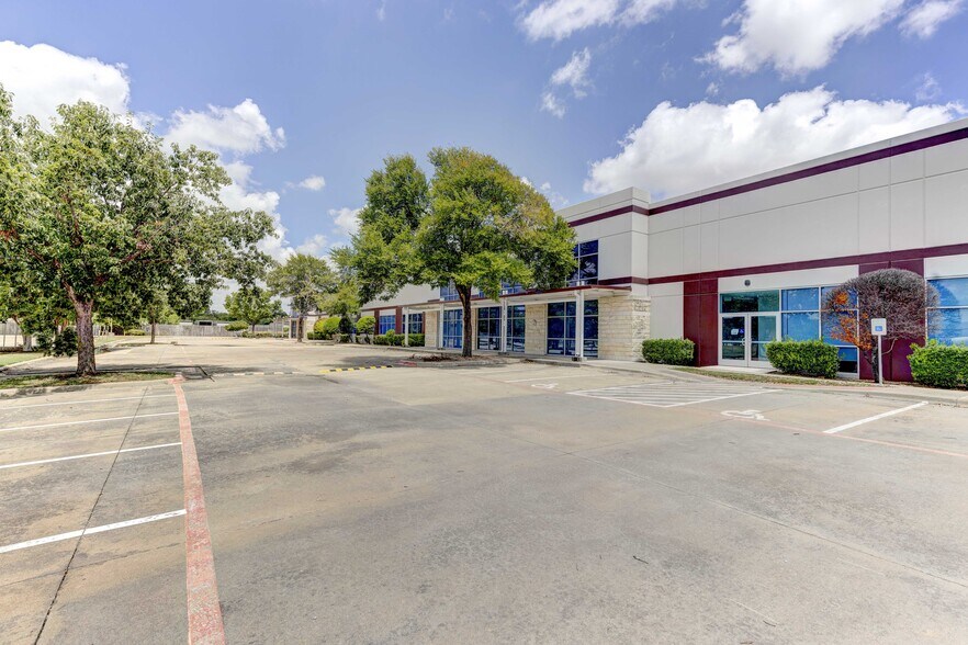 More Photos Of 9100 Hwy 290 E, Austin Research And Development For Sale