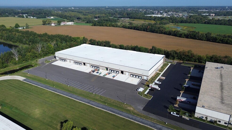 More Photos Of 2750 Barley Rd, Valparaiso Light Distribution For Lease