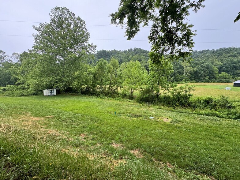 More Photos Of 2071 Mattie Rd, Louisa Religious Facility For Sale