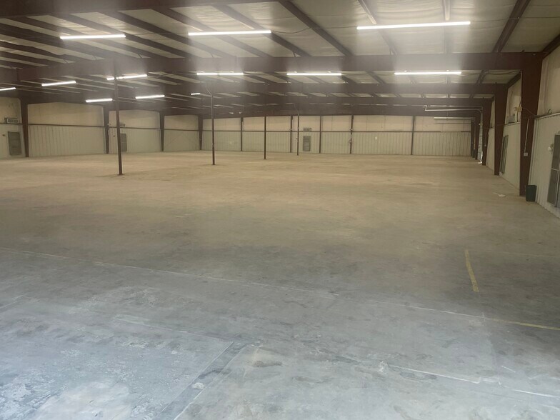 More Photos Of 133 Old Forreston Rd., Greeleyville Light Manufacturing For Sale