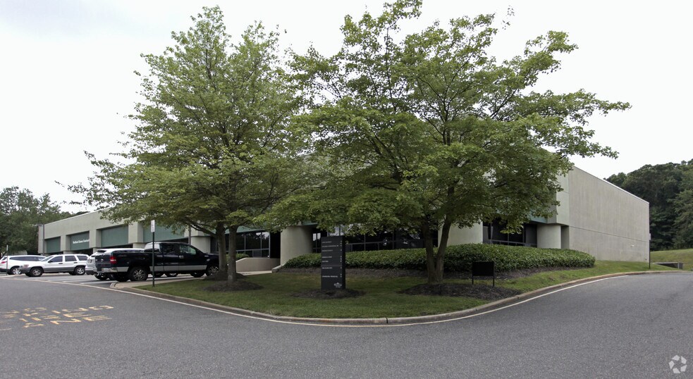 More Photos Of 1433 State Route 34, Wall Township Unknown For Lease