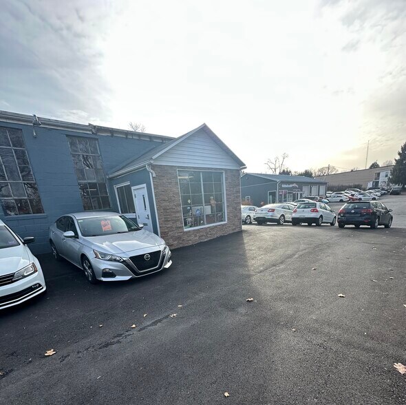 Primary Photo Of 2501 Herr St, Harrisburg Freestanding For Sale