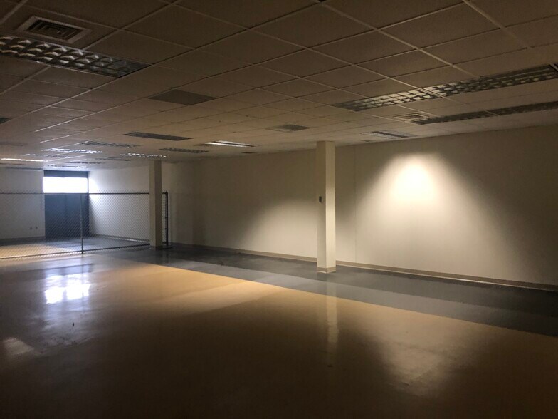 More Photos Of 1530 Hooker Rd, Greenville Freestanding For Lease