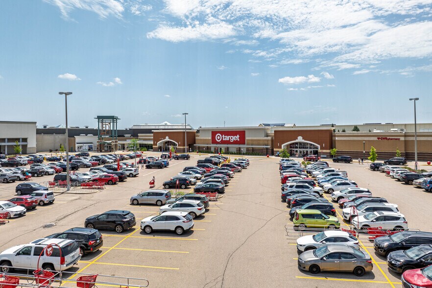 More Photos Of 8251 Flying Cloud Dr, Eden Prairie Unknown For Lease
