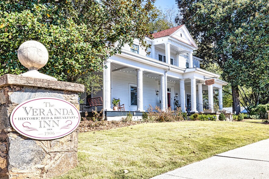 More Photos Of 252 Seavy St, Senoia Hospitality For Sale