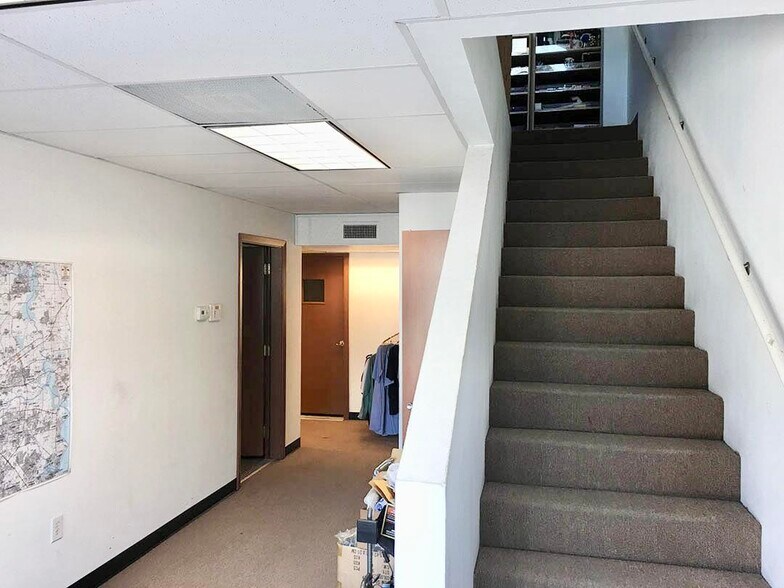 More Photos Of 4007 Osage St, Houston Warehouse For Sale