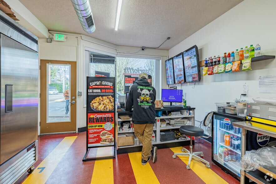 More Photos Of 2816 NE Halsey St, Portland Storefront Retail Residential For Sale