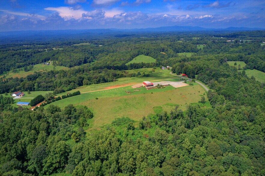 More Photos Of 1426 Peter Mabe Rd, Danbury Lodge Meeting Hall For Sale