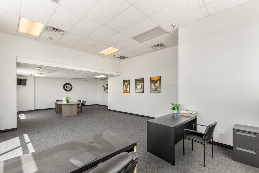 More Photos Of 4570 Donovan Way, North Las Vegas Light Distribution For Sale