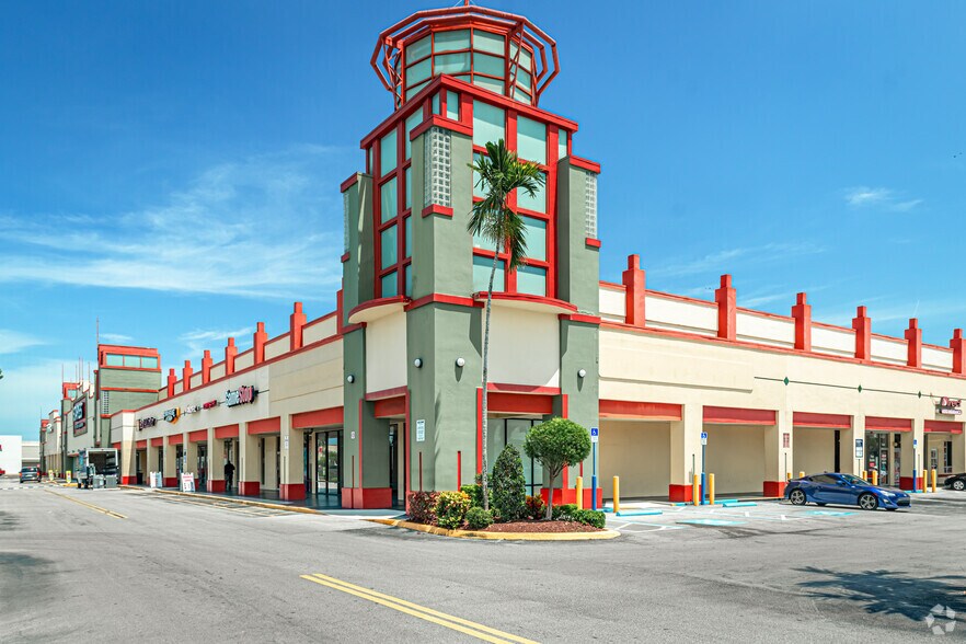 More Photos Of 7388-7562 W Commercial Blvd, Lauderhill General Retail For Lease