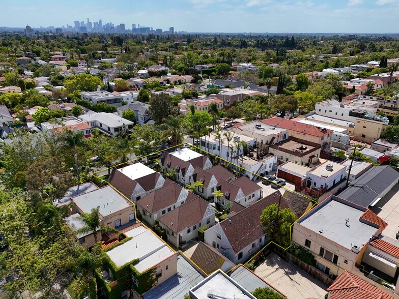 More Photos Of 537-545 1/2 N Orange Dr, Los Angeles Apartments For Sale