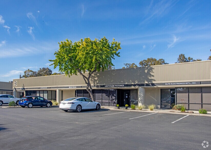 More Photos Of 780 Montague Expy, San Jose Showroom For Lease