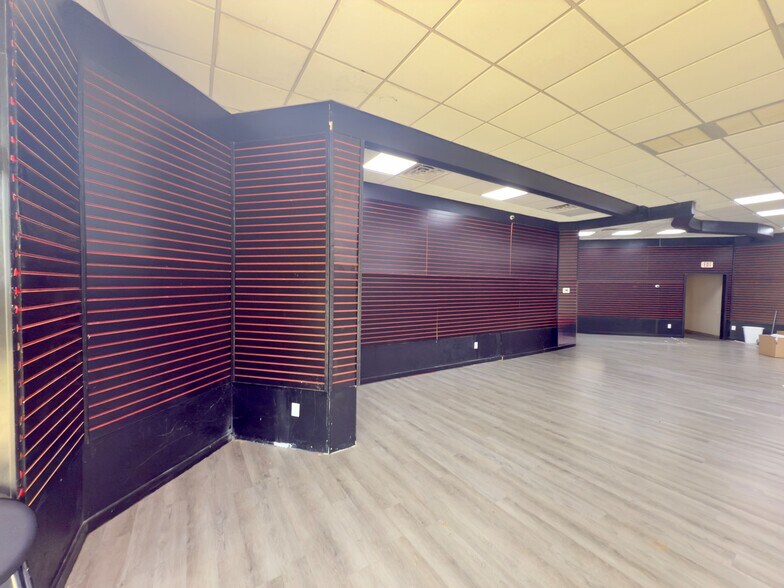 More Photos Of 2811 Highway 71, Marianna Freestanding For Lease