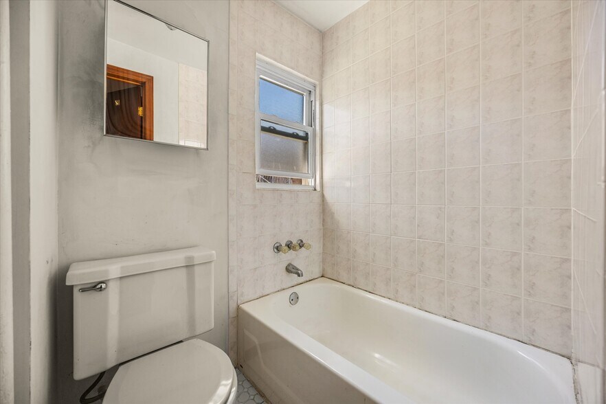More Photos Of 6112 56th Dr, Maspeth Multifamily For Sale