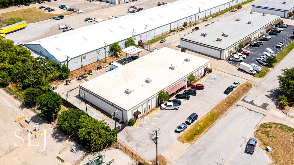 More Photos Of 3007 Pleasant Valley Ln, Arlington Warehouse For Sale