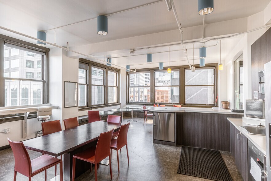 More Photos Of 529 SW 3rd Ave, Portland Loft Creative Space For Lease