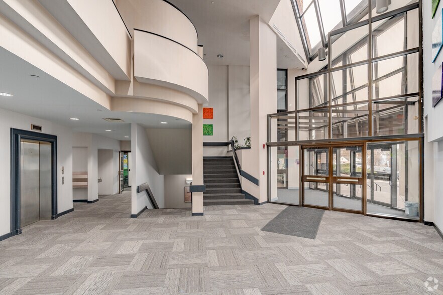 More Photos Of 920 Germantown Pike, Plymouth Meeting Medical For Lease