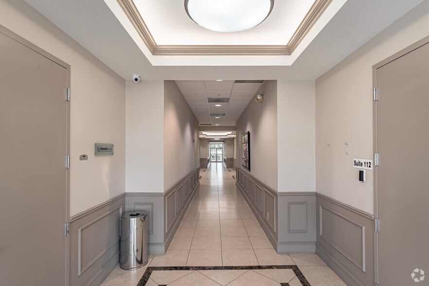 More Photos Of 7800 Congress Ave, Boca Raton Office For Lease