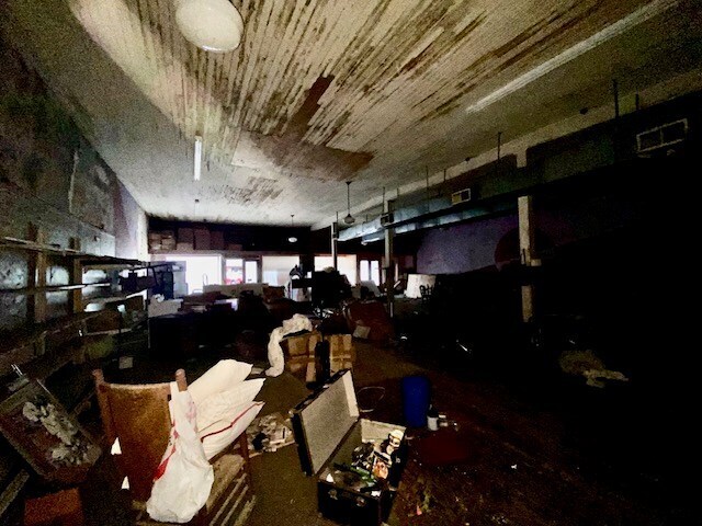 More Photos Of 209 3rd St, Mccomb Office For Sale