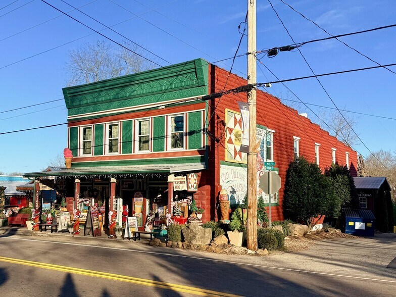 Primary Photo Of 219 MO-21, Caledonia General Retail For Sale