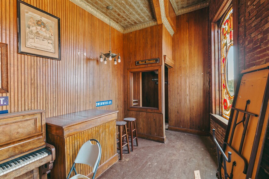 More Photos Of 100 S Grand St, Monroe Restaurant For Sale