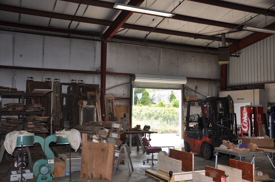 More Photos Of 1060 High St, Jackson Warehouse For Sale