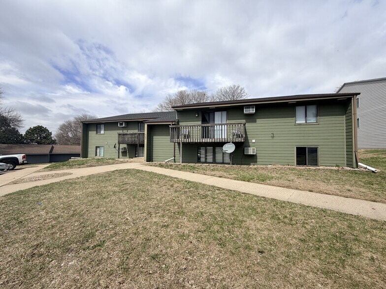 More Photos Of 4304 E 26th St, Sioux Falls Apartments For Sale