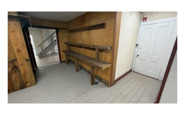 More Photos Of 174 Rockland Rd, Roscoe Flex For Sale