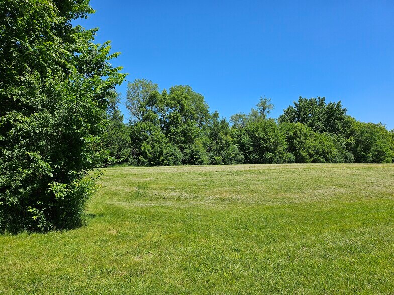 More Photos Of 5806-5810 Terra Cotta Rd, Crystal Lake Land For Sale