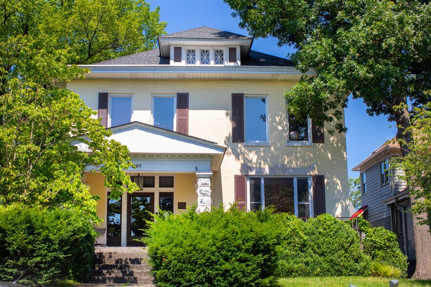 More Photos Of 1107 17th Ave S, Nashville Office For Lease