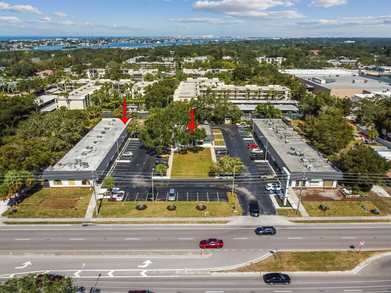 Primary Photo Of 14219 Walsingham Rd, Largo Unknown For Sale