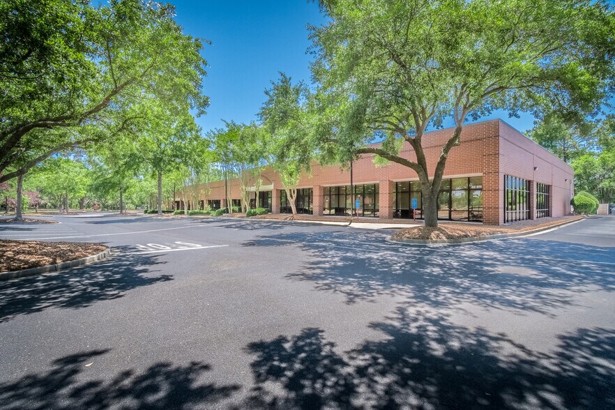 More Photos Of 3860 Faber Place Dr, North Charleston Office For Lease