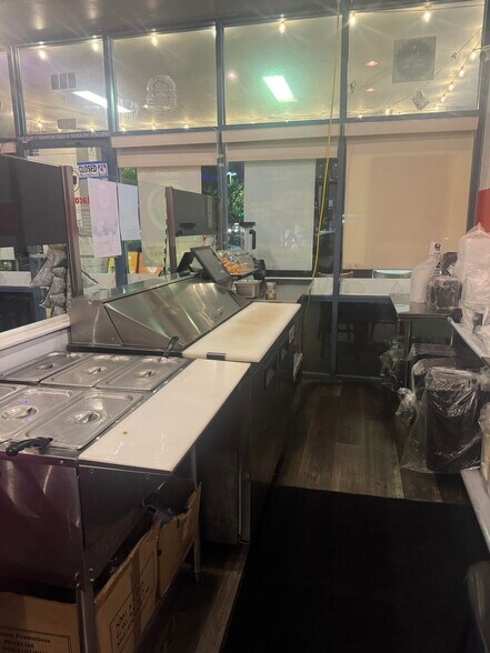 More Photos Of 8359 Elk Grove Florin Rd, Sacramento Storefront Retail Office For Lease