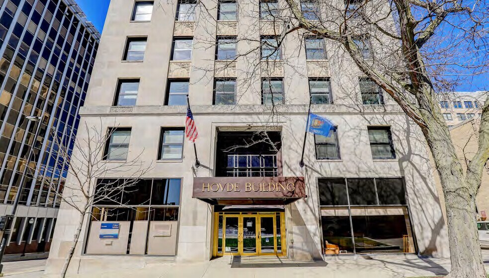 More Photos Of 122 W Washington Ave, Madison Loft Creative Space For Lease