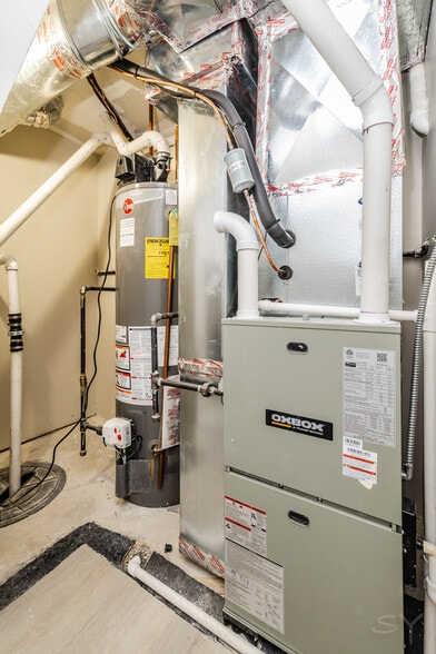 More Photos Of 6129 N Ravenswood Ave, Chicago Multifamily For Sale