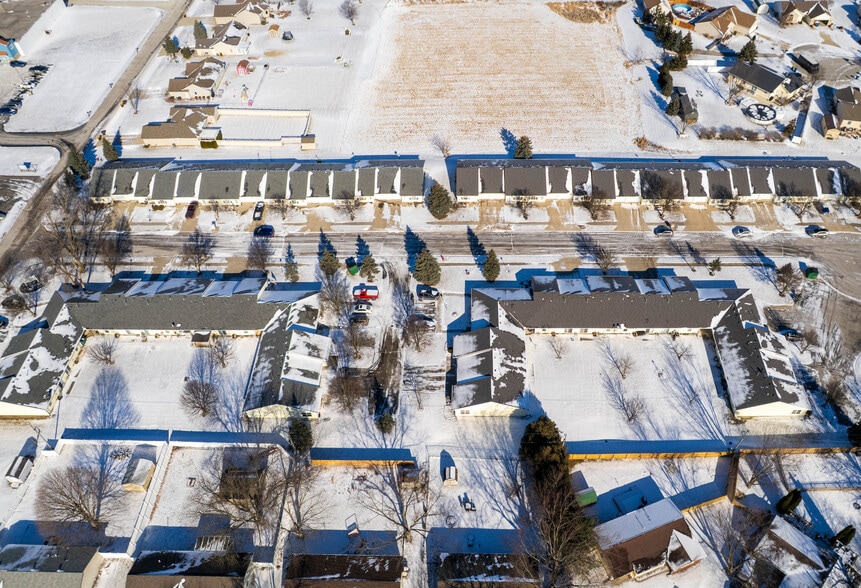 More Photos Of 301 Parent Dr, Ossian Apartments For Sale