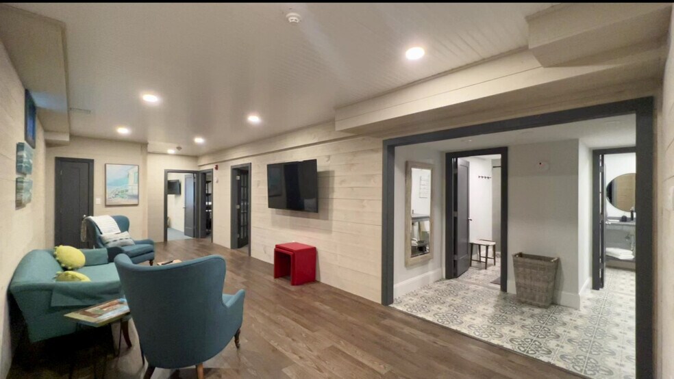 More Photos Of 156 Teaticket Hwy, Falmouth Storefront Retail Residential For Sale