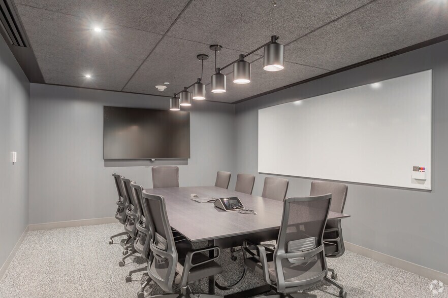 More Photos Of 1500 K St NW, Washington Office For Lease