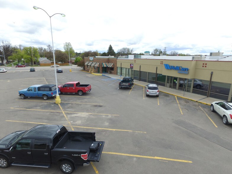 More Photos Of 2621 5th Ave, Scottsbluff Storefront Retail Office For Sale