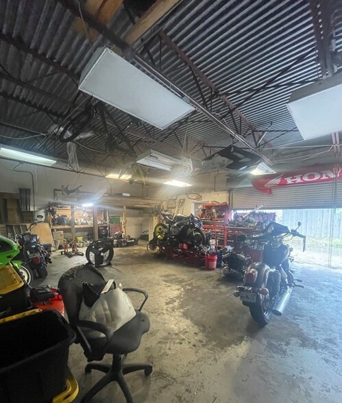More Photos Of 1800-1812 SW 7th Ave, Pompano Beach Warehouse For Sale