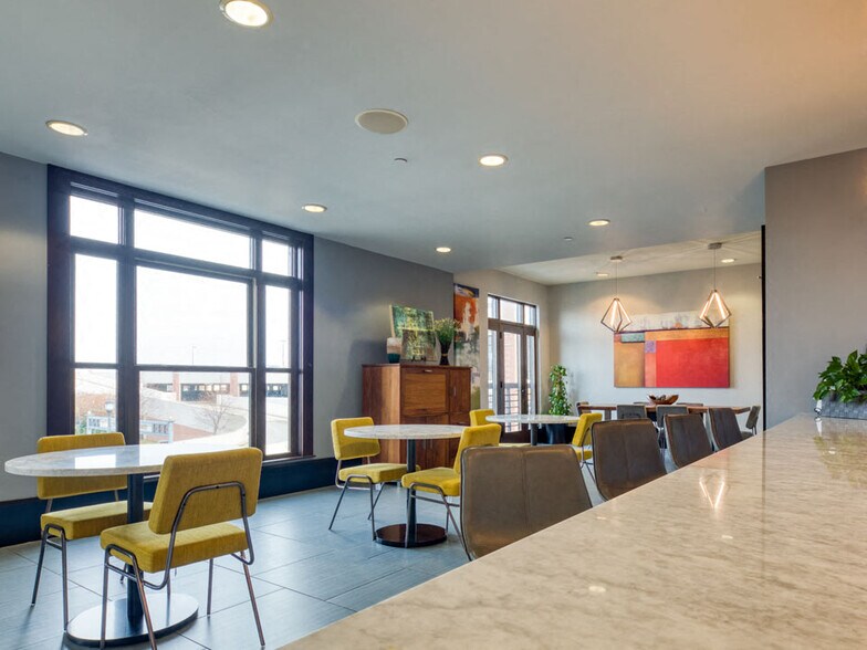 More Photos Of 670 Downey Green, Hampton Apartments For Sale