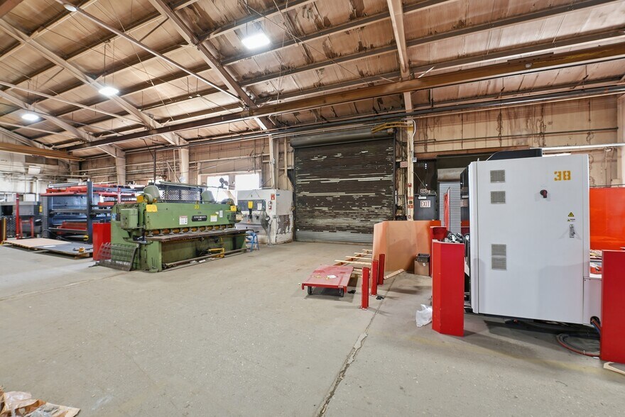More Photos Of 53 Batavia St, Springfield Industrial For Sale