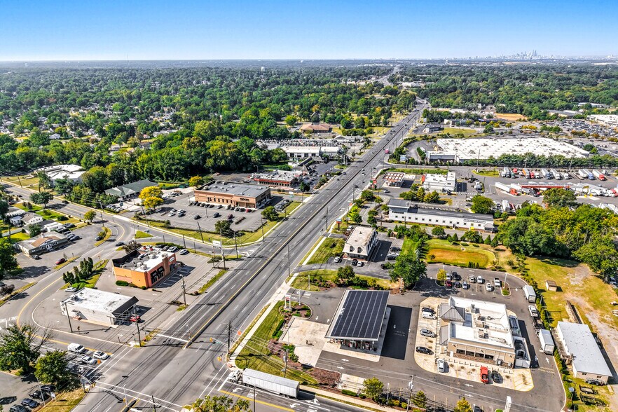 More Photos Of 2605 US 130, Cinnaminson Office For Lease