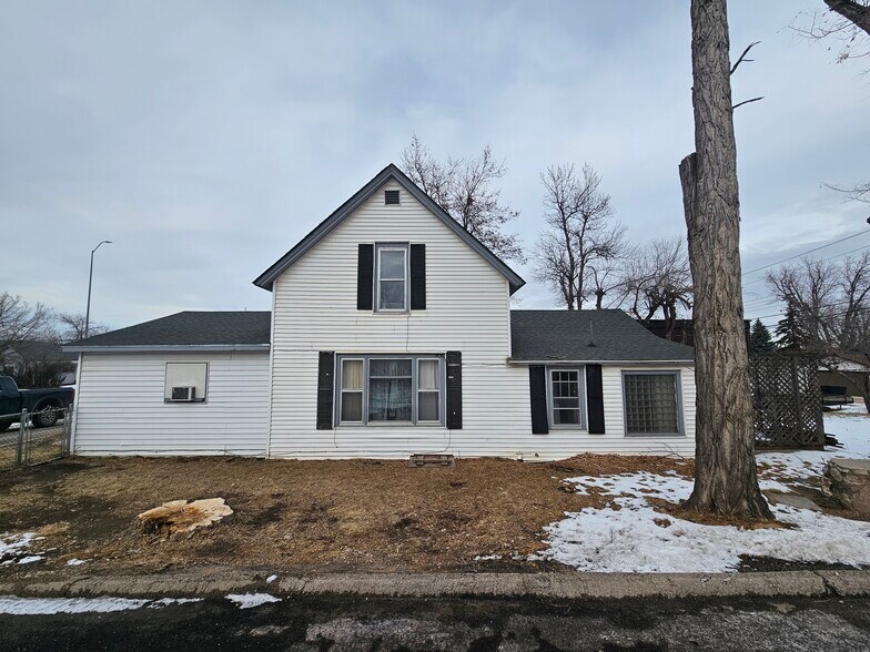 More Photos Of 1828 Junction Ave, Sturgis Office Residential For Sale