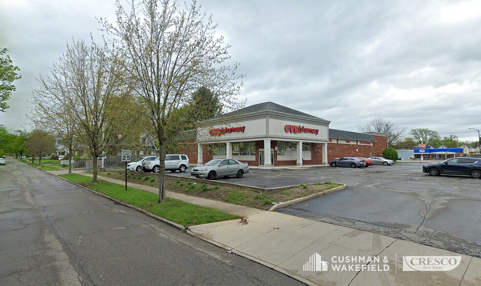 Primary Photo Of 235 E Cuyahoga Falls Ave, Akron Drugstore For Lease