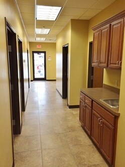 More Photos Of 8601 Gateway Ter, Oklahoma City Warehouse For Lease