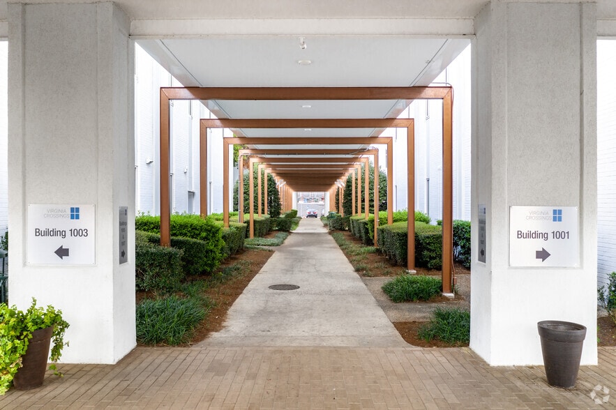 More Photos Of 1001 Virginia Ave, Hapeville Unknown For Lease